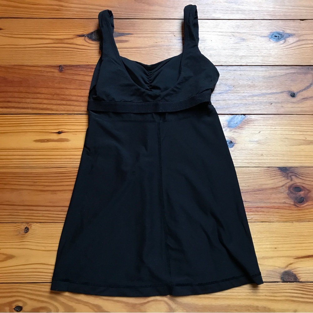 Lululemon Black Crossback Tank Top, EUC, 8 - Picture 11 of 13